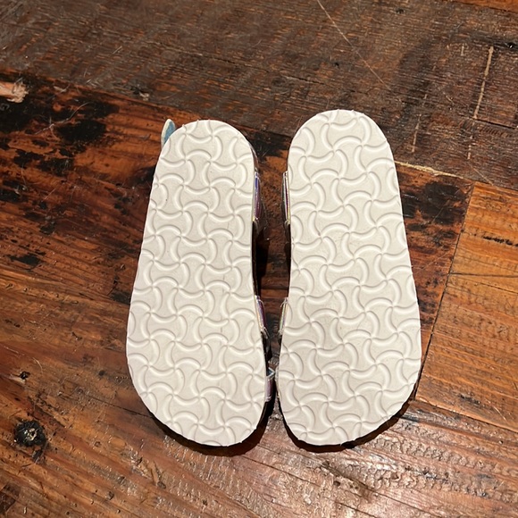 Brand New Sandals! - Picture 4 of 4